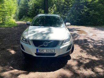 Volvo XC60 2009, 2.4 Diesel - 11