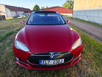 Tesla Model S P85+ free charging DPH - 11