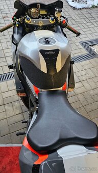 Okruhovka Suzuki GSX-R 750 - 11