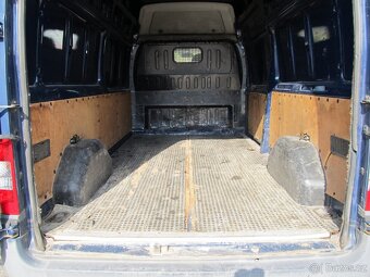 Ford Transit 350L 2.2 TDCi MAXI - 11