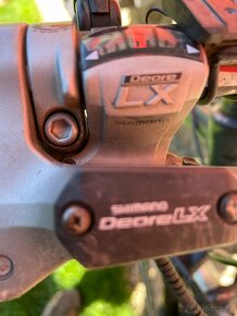 Prodám crossové kolo Maxbike 18´´ kola 28´´ výbava Deore LX - 11