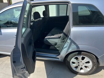 Opel Zafira 1.6i 85KW 1.MAJ. 7 MÍST TEMPOMAT PDC 2X ALU KOLA - 11
