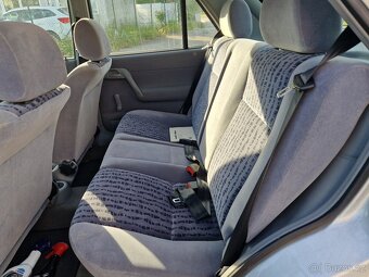 Škoda Felicia 1,3i  50kw najeto jen 25tis km - 11