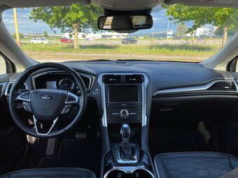 Ford Mondeo Vignale 2.0 Hybrid - 11