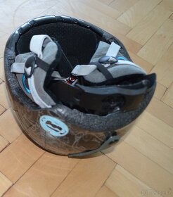 lyže Atomic,+dětské lyž.helmy+lyž.kalhoty L+lyžáky23 a 26 - 11