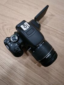 Canon eos 650D s bleskem a příslušenstvím - 11