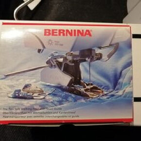 BERNINA AURORA 440 - 11