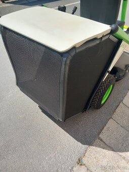 Prodám zahradní traktor Etesia Bahia 14Hp Hydro - 11