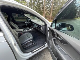 Audi Q7 2021 - 11