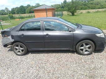 Toyota Corolla 2013 na plyn - 11