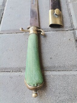 Tesak - 11