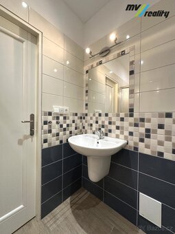 Jičín, Pronájem bytu 4+1, 108 m2,  Jičín - Valdické Předměst - 11