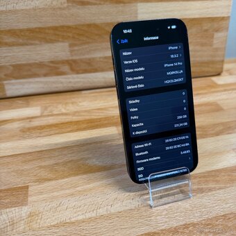iPhone 14 Pro 256GB, temně černý, eSIM (12 měsíců záruka) - 11