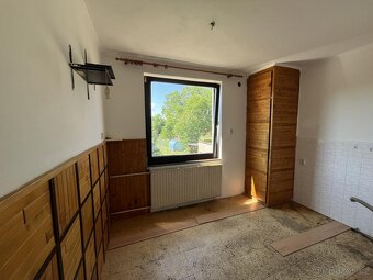 Rodinný dům s možností rozdělení na dvě bytové jednotky  Cho - 11