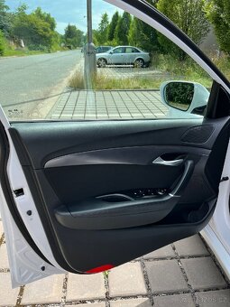 Hyundai i40 1.7 CRDI 104kW, 2016, 203000km NOVÉ V ČR - 11