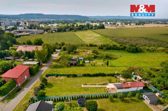 Prodej pozemku k bydlení, 1246 m², Ohrazenice, ul. Nádražní - 11