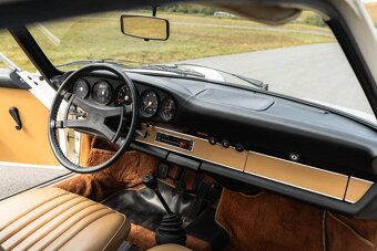 Porsche 911 T/E 2.4 z roku 1973 - 11