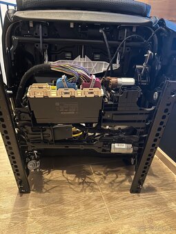 Sedačka Mercedes Benz C63 AMG - 11