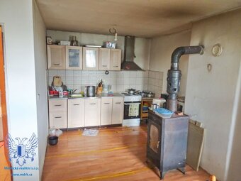 Prodej víceúčelového domu ve Střemech - 11