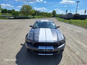 Ford Mustang 2013 3,7 automat premium - 11