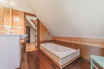 Prodej, dům 7+kk, 324 m2, Prostřední Bludovice - 11