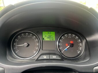 Škoda Roomster 1,6 Tdi, r.v. 2011, nezáv. topení - 11