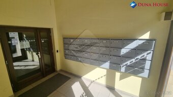Nebytový prostor - ateliér 52m2 Praha Libeň - 11