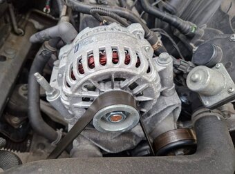 Prodám Ford  Mustang 4.0  - V6  USA - 11