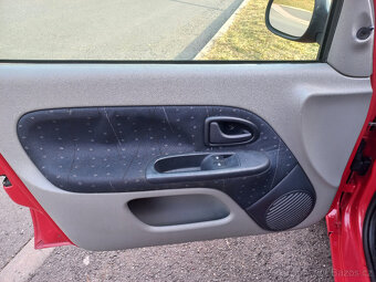 Renault Clio 1.2 MÁLO NAJETO serviska KLIMA - 11
