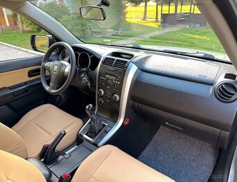 Suzuki Grand Vitara 1.9 DDiS 95kw/130ps 4x4 Comfort dovoz IT - 11