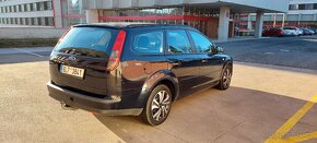 Ford fokus GHIA 2005 1.8 TDCI - 11