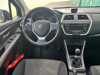 Suzuki SX4 S-Cross    1.majitel    ČR     79.000km - 11