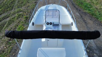 Prodám motorový člun BAYLINER CC5 + trailer - 11