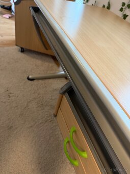 Rostoucí psací stůl - 11