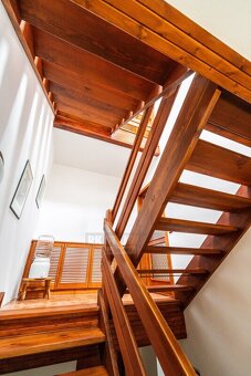 Prodej atraktivního, prostorného RD, v žádané lokalitě Horní - 11