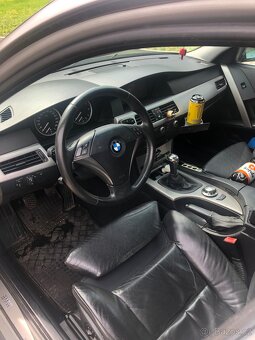 Bmw E60 V8 4.4i manuál - 11