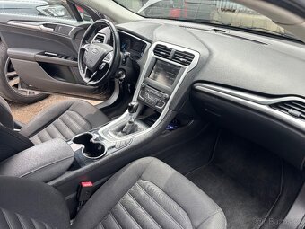 Ford Mondeo, 2,0 TDCi 110kW  manual 2015 nájezd 172000km - 11