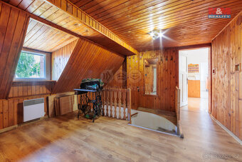 Prodej rodinného domu, 250 m², Krásné Údolí - 11