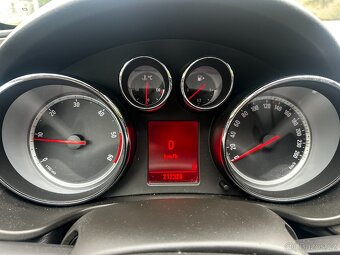 Opel Insignia 2.0 CDTI, 118 kw,  pravidelný servis - 11