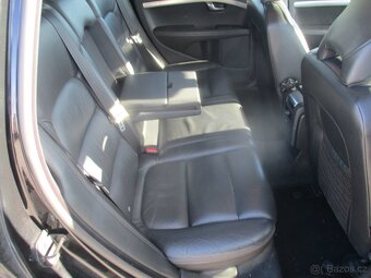 VOLVO XC70 2,4D5 151kw AWD SUMMUM GPS Radar 2011 - 11