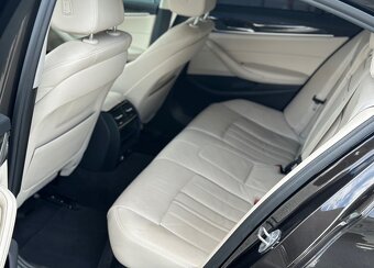 BMW G30 530D LUXURY - 11
