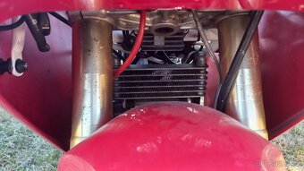Ducati 600SS-sleva - 11