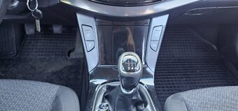 HYUNDAI I40 1,7CRDI Nový v ČR 2016 143TKM Servisní kniha - 11