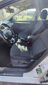 Škoda Octavia 3-1.8 TSI- poškozený motor - 11