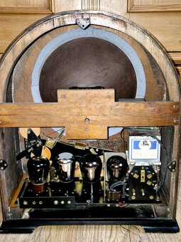 Starožitné rádio Telefunken 33WEa, rok 1930 - 11