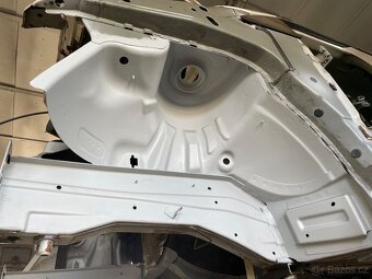 Vyvařená karoserie s doklady Mercedes Vito w639 - 11