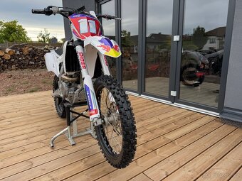 Motokros Kawasaki KX 450 - 11