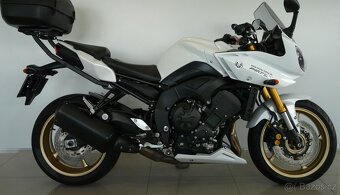 Yamaha FZ8 S Fazer - 11