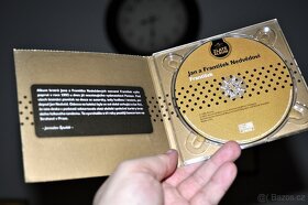 10x CD - NEDVĚDI, BRONTOSAUŘI ... prodej sbírky - 11