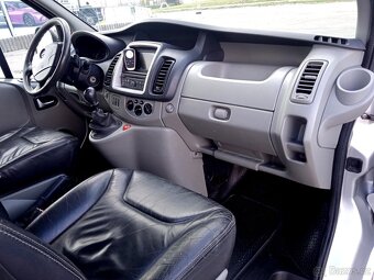 OPEL VIVARO LONG 2,5 CDTI 107kW RV2011 VELKÁ VÝBAVA 1MAJITEL - 11
